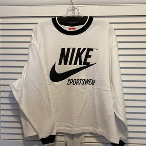 Nike sweatshirt